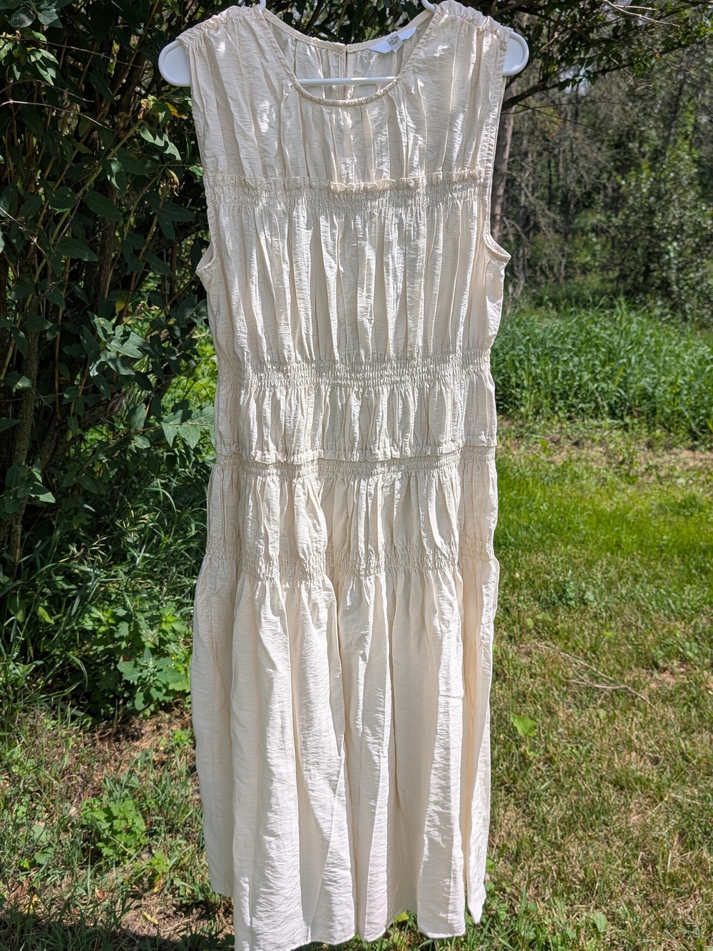 Time and Tru Cream Sleeveless Tiered Maxi Dress